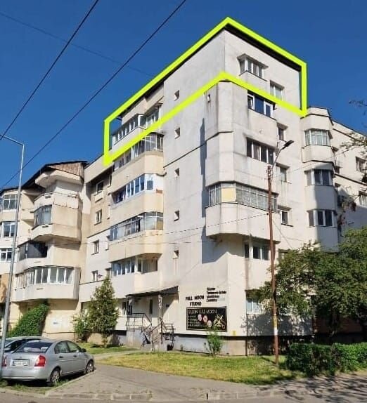 Stefan cel Mare apartament cu 3 camere de vanzare
