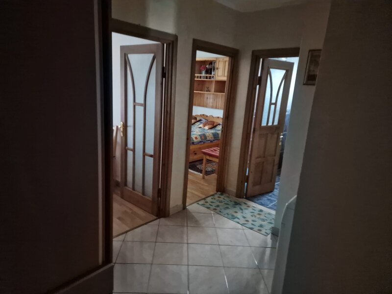 Stefan cel Mare apartament cu 3 camere de vanzare