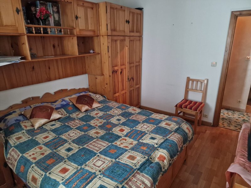Stefan cel Mare apartament cu 3 camere de vanzare