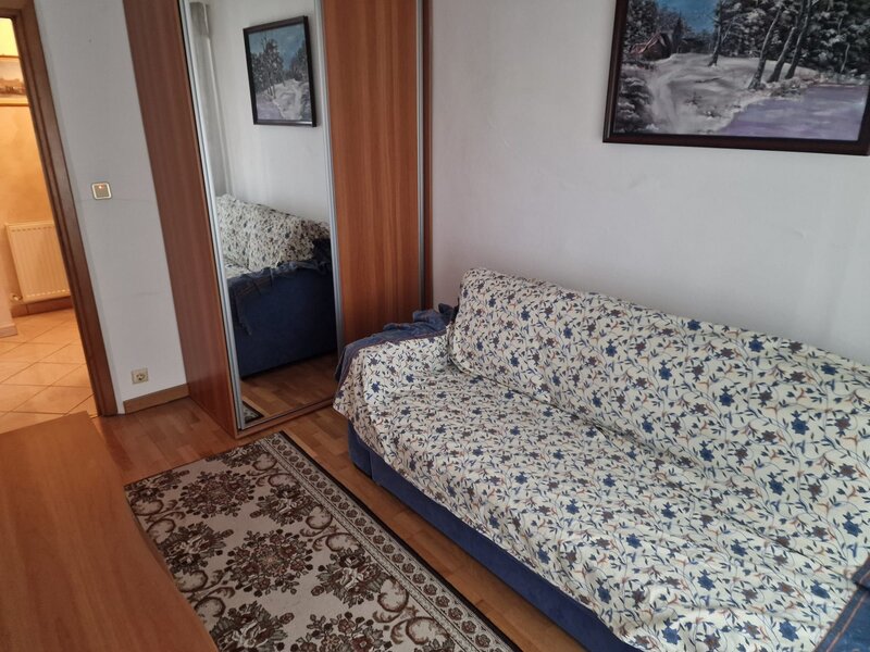 Stefan cel Mare apartament cu 3 camere de vanzare